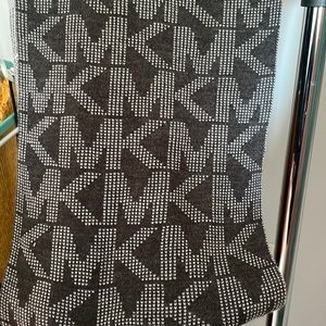 Reversible Infinity Scarf